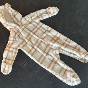 Carter’s Baby 9M Sherpa Hooded Plaid One-Piece Bunting w/ Bear Ears – Never Worn